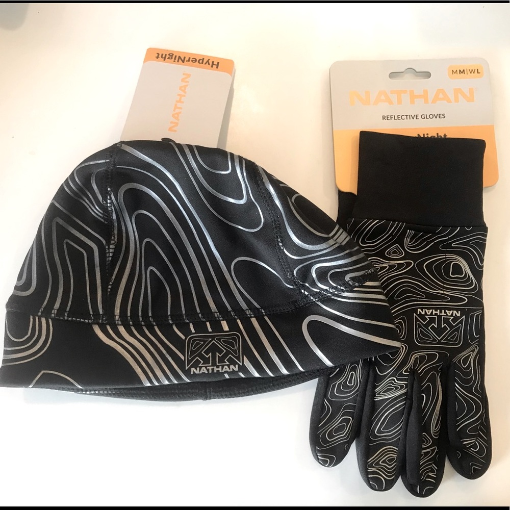 Nathan Hypernight Reflective gloves and hat